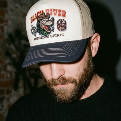 Lippis - Black River Gambler Cotton Cap (luonnonvalkoinen/beige/tummansininen)