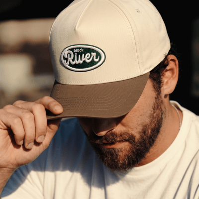Lippis - Black River Waco Cotton Snapback (luonnonvalkoinen/khaki)