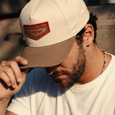 Lippis - Black River Crew Cotton Snapback (luonnonvalkoinen/khaki)