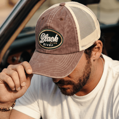 Lippis - Black River Eugene Washed Trucker (ruskea/kerma)