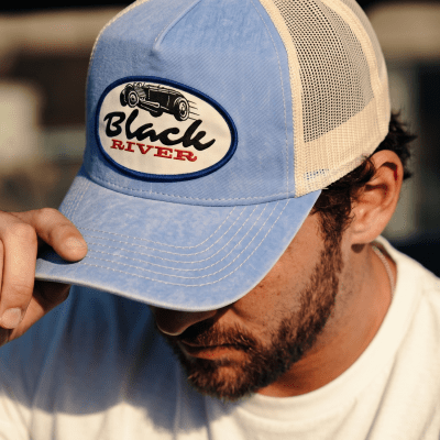 Lippis - Black River Hot Rod Washed Trucker (vaaleansininen/kerma)