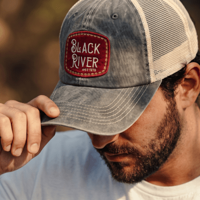 Lippis - Black River Spokane Washed Trucker (oliivinvihreä/kerma)
