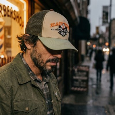 Lippis - Black River Racoon Trucker (beige/vihreä)