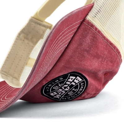 Lippis - Black River Knoxville Washed Trucker (punainen/kermanvärinen)