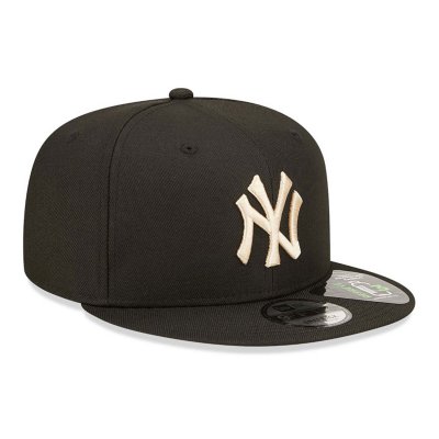 Lippis - New Era Repreve New York Yankes 9fifty (musta)